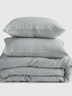 NWOT Quince European Linen Duvet Cover & Shams / King (Mist)
